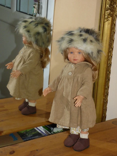 Poupée de foire française 72 CM tenue complète et d'origine en très bon état
