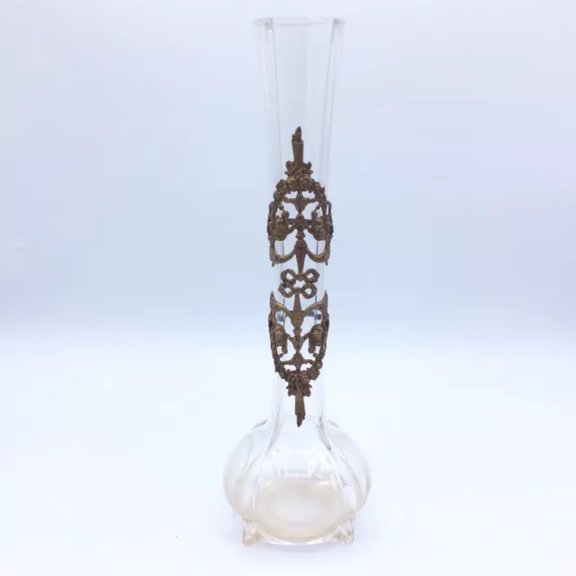 Vase en cristal soufflé et bronze doré décor style Louis XVI Baccarat Fin XIXème
