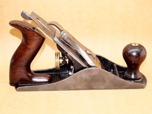 Clean Vintage STANLEY BAILEY No. 4 Smooth bottom Wood Plane Type 16