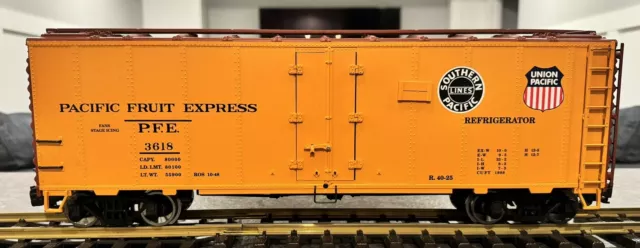 ARISTO-CRAFT Union Pacific PFE/Pac Fruit Box Car - ART46201 - Metals 👀 Rd 3618