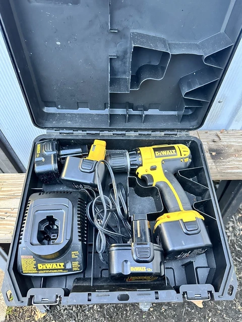 Dewalt dc742 top battery