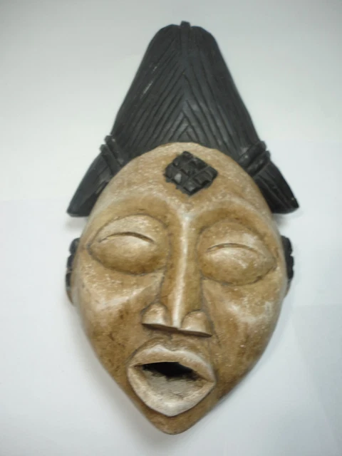 Africa  hand carving wood Mask Gabon  Punu  tribal  black & white painted art