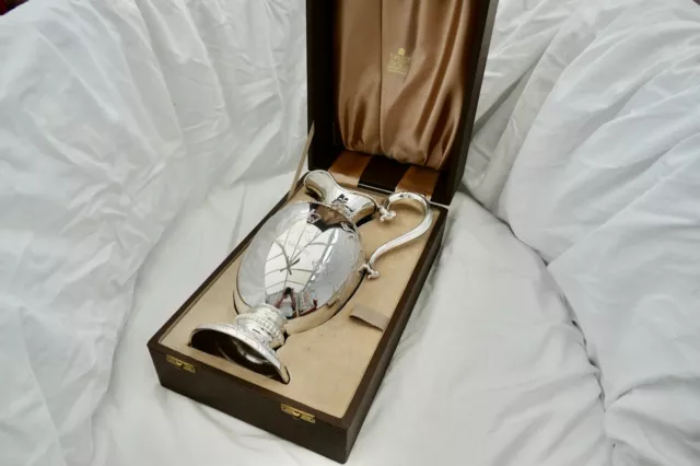 RARE CASED QUEEN ELIZABETH II HM STERLING SILVER WINE EWER 1972 Garrard & Co