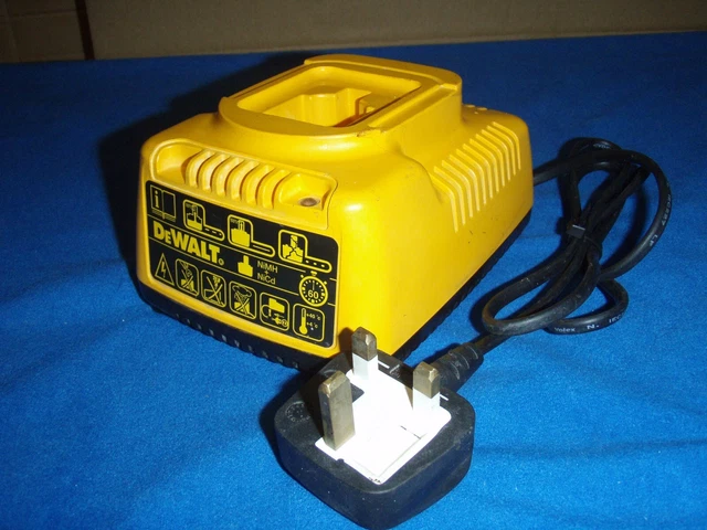 DEWALT DE9116 BATTERY Charger 18v. 60 mins Fast Charger. Type 2