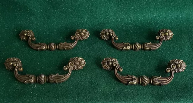 Set Of 4 Big Matching Vintage Metal Drawer Pulls Handles With Screws (N70)