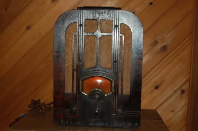 Vintage RCA Tube Radio Tombstone Model T-61