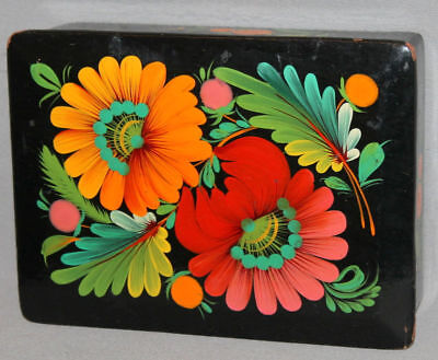 Vintage Russian Trinket Floral Laquer Hand Painted Box Signed