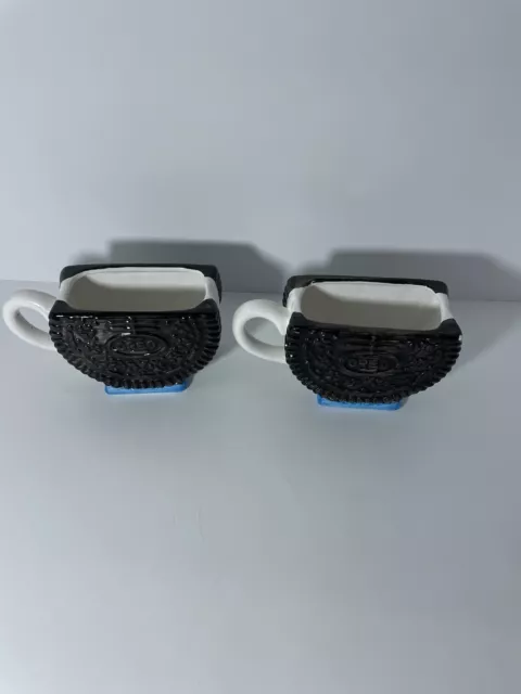 Vintage Pair of The Nabisco Classics Collection OREO Cookie Figural 3" Mugs