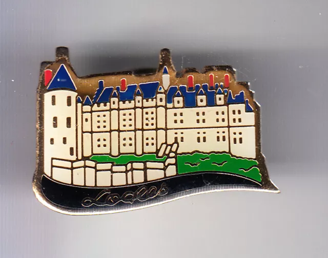 Rare Pins Pin's .. Tourisme Chateau Castle De Loire Musee Loches 37 ~Cp