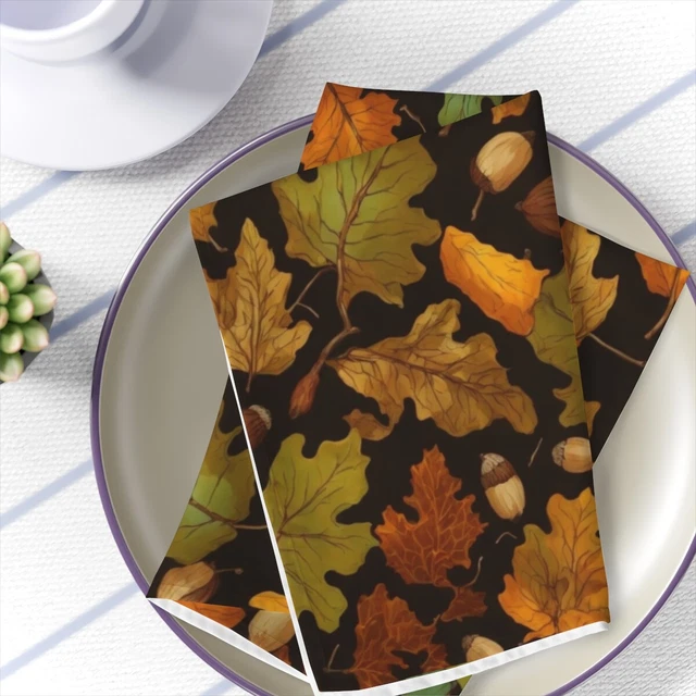 Table Setting with Luxurious Bright Autumn Foliage with Acorns Table Napkins