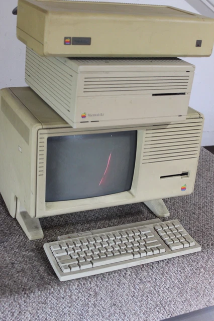 Apple Lisa Macintosh Classic 11  A6SB100
