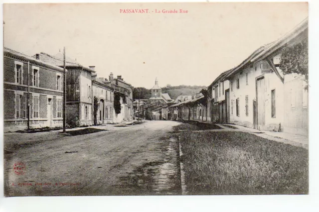 PASSAVANT EN ARGONNE - Marne - CPA 51 - la Grande Rue -