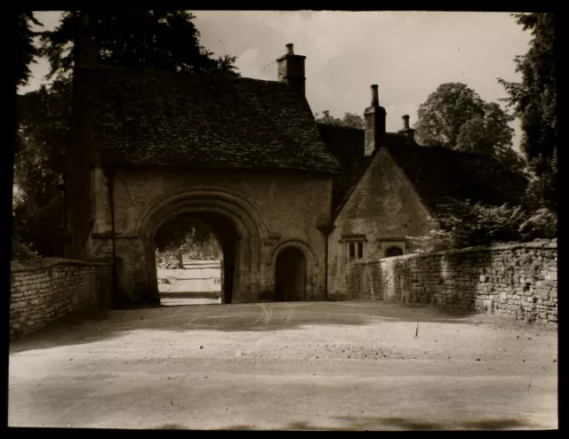 Vintage Magic Lantern Dia CIRENCESTER ABBEY GATEWAY C1938 FOTO GLOUCESTERSHIRE