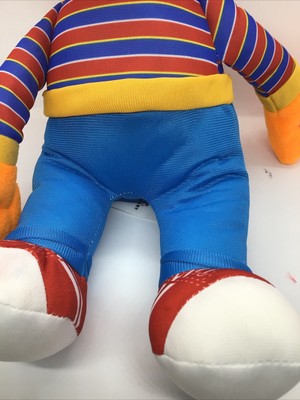 ernie kaws