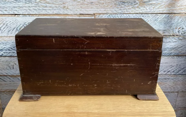 Trabajo de madera vintage años 1940/50/herramientas/caja de coser con bandeja elevadora