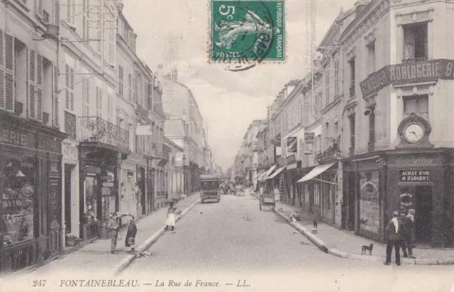 CPA 77 BRIE Env Melun Bois-le-Roi FONTAINEBLEAU Rue de France Magasin Horlogerie