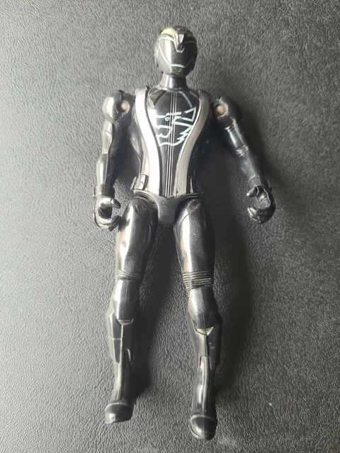 FIGURINE ARTICULÉE BANDAI Power Rangers RPM Full Throttle noir Wolf