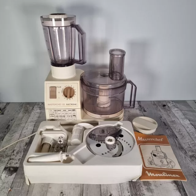 Vintage Moulinex MasterChef 65 Küchenmaschine mit Aufsätzen & Handbuch