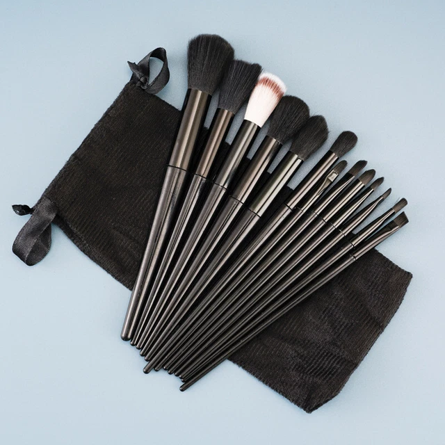 Professionelles 7-teiliges Make-up Pinsel Set – Mit Grünem Metallgriff – Für Foundation, Rouge, Lidschatten & Mehr
