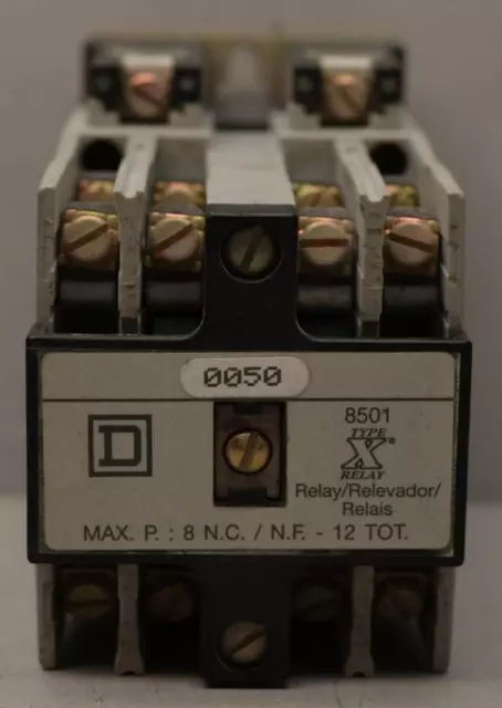Square D Latching Relay Model 8501X060  ++