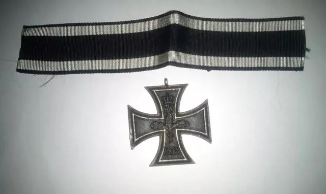 WWI Combat German Iron Cross 2nd Class Medal with UV Ribbon and No Ring... 2