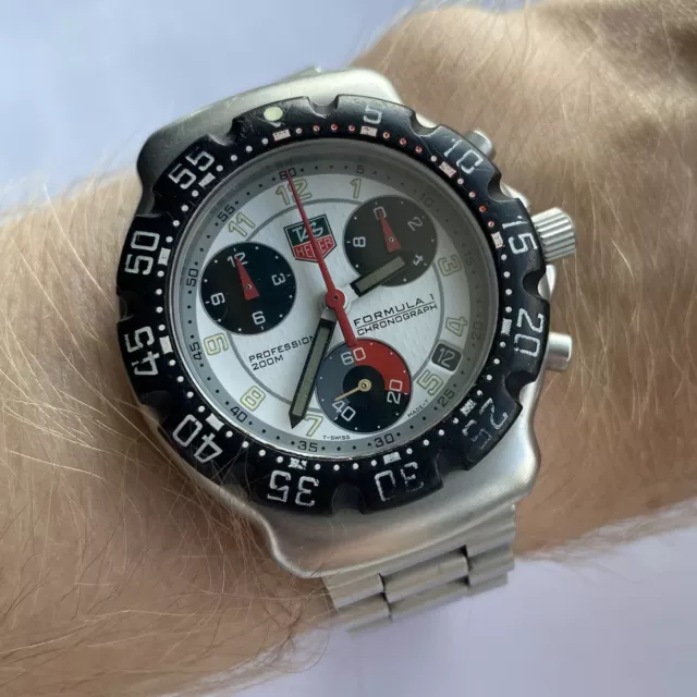 Tag Heuer Formula 1 CA1212-1 Swiss 200m Quartz Chronograph Quickset Date Watch