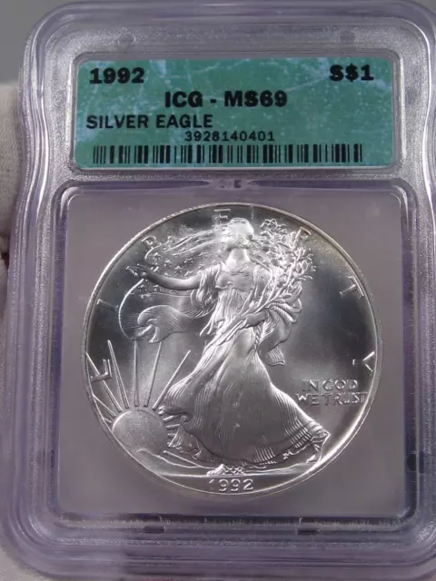 Better Date 1992 Silver American Eagle ICG MS69. #35