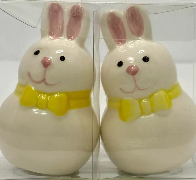 EASTER BUNNY Ceramic Salt & Pepper Shaker Set BRAND NEW SEALED REALLY ADORABLE