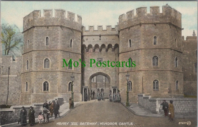 BERKSHIRE POSTCARD - Windsor Castle, Henry VIII Gateway SW13087 £2.20 ...