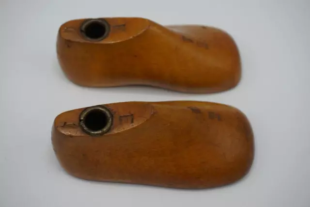 Pair Wooden Wood Infant Child's Shoe Lasts Molds Size 1 E 3