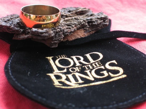 LE SEIGNEUR DES Anneaux Bilbo Hobbit Bague Acier Dorée EUR 5,90