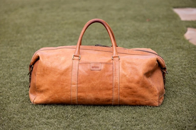 Hartmann Luggage Vintage Leather VINTAGE HARTMANN BELTING Saddle