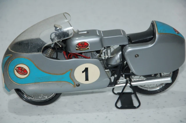 VINTAGE PROTAR 1/9 Scale 1957 M B Mondial 125 cc Grand Prix Motorcycle ...