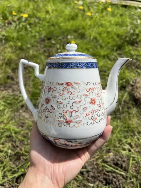 A Beautiful Chinese 1950s Guangxu Blue And White Plate Tea Pot