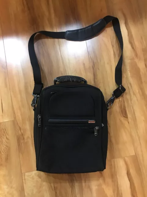 TUMI ALPHA Crossbody Black Nylon Medium Organizer Travel Tote Style 22101D4