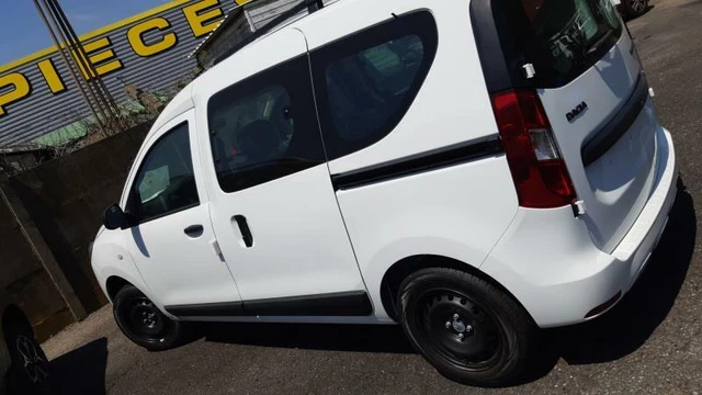 Fusee avant droit DACIA DOKKER PHASE 1  Essence/GPL /R:38990294