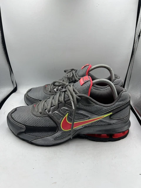 Nike reax womens running hot sale shoes