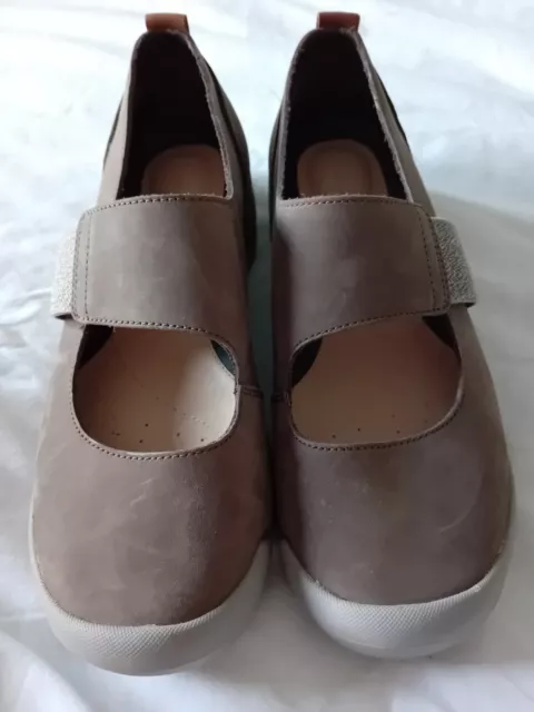 Clarks tri ava outlet