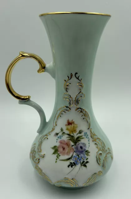 KPM Royal Porzellan Bavaria Handarbeit Gilt Gold Handled 7” Vase Pastel Floral