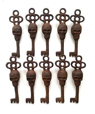 Victorian Skull Key Vintage Antique Style cast Iron Skeleton Key lot of 25
