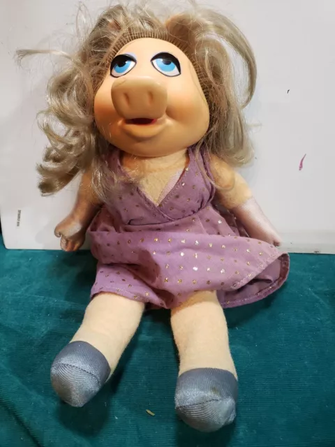 Vintage 1977  Fisher Price Jim Henson 14" Miss Piggy Muppet Doll purple Dress!!!