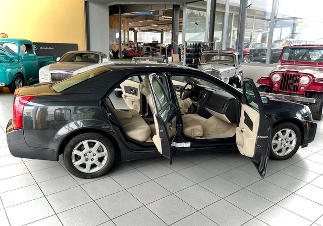 *BEZAHLBARER LUXUS* Cadillac CTS 2.8 V6 Youngtimer 2005 im Oldtimer Museum