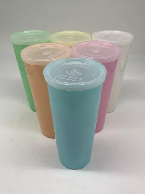 https://www.picclickimg.com/5PwAAOSwTcBk8bj9/Vintage-Tupperware-6-Beakers-With-lids-Pastel-Colours.webp