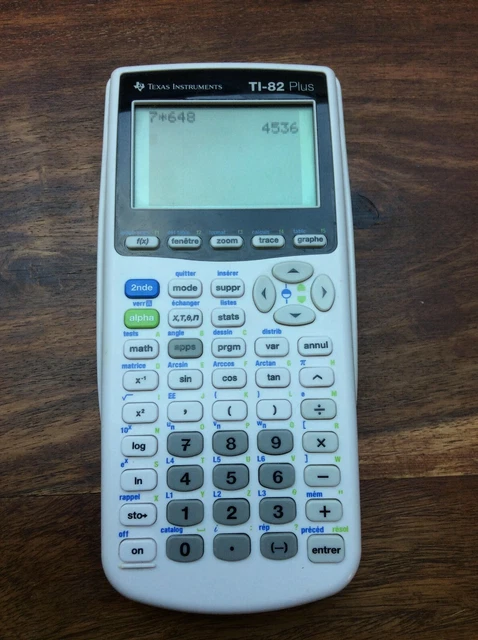 Calculatrice Texas Instrument TI-82 Graphique Vintage 1993 – Très Bon état