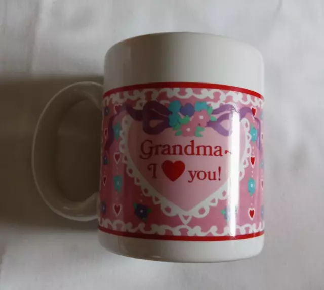 Avon Grandma Hugs and Kisses  Grandma I Love You Coffee Cup Mug