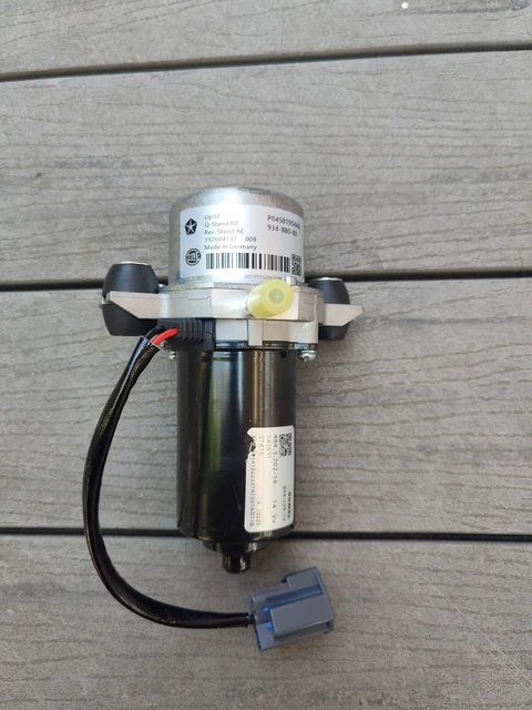 GENUINE BRAKE BOOSTER Vacuum Pump Jeep Grand Cherokee WK 3.6L 16-21 ...