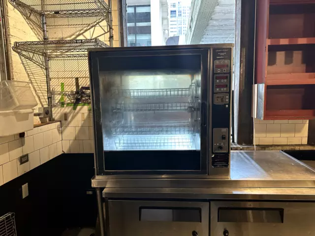 Rotisserie Oven SCR-8 Henny Penny - ELECTRIC. Good Condition, working well.