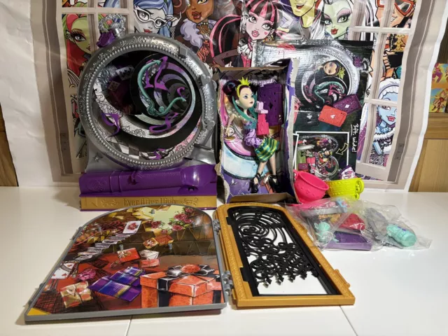 Ever after high way too wonderland playset online