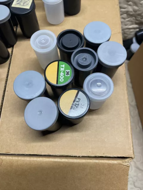 Lot 10 Vintage Assorted 35mm Film Canisters Plastic Clear Black Lids