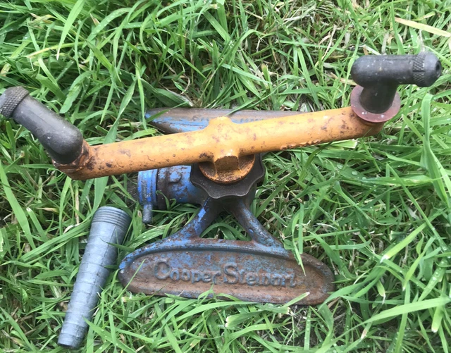 VINTAGE COOPER STEWART Co. London Rain King Garden Lawn Sprinkler